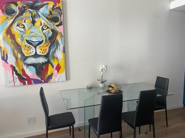 2 Bedroom Property for Sale in Sea Point Western Cape